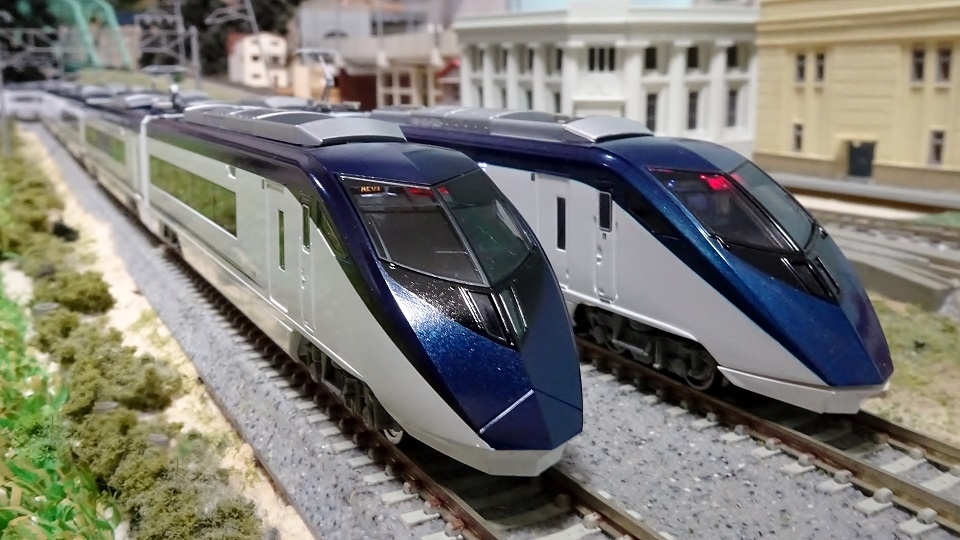 TOMIX 京成電鉄AE形スカイライナー発売 マイクロと比べて