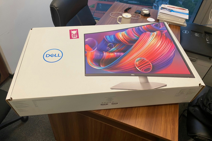 DELL 『S3221QS』 レビューチェック ～曲面VAパネルを採用した31.5