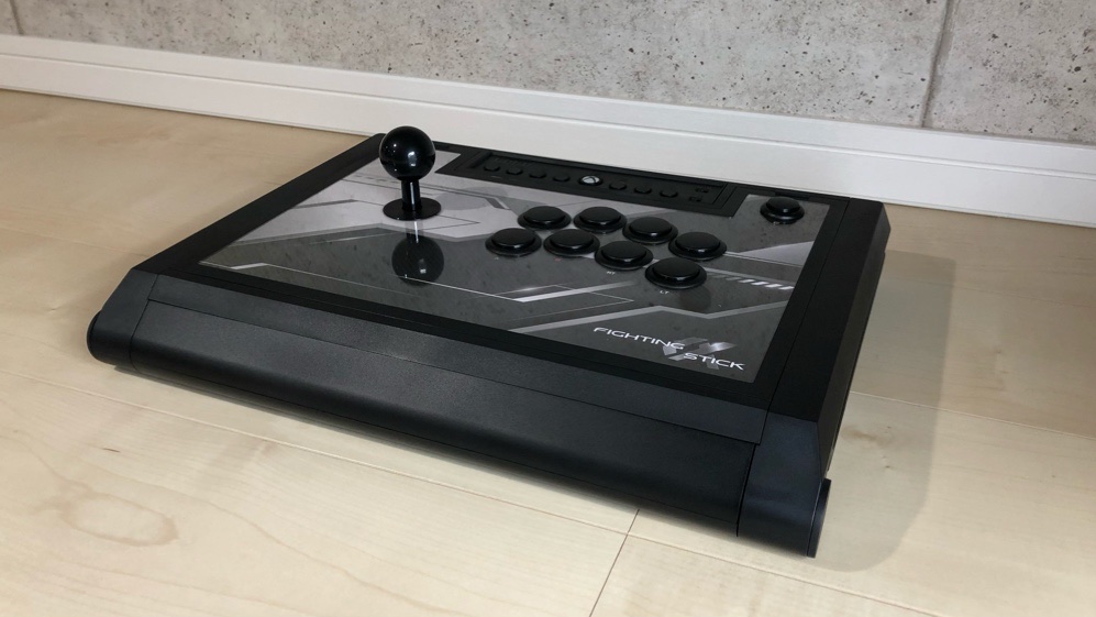 ホリ ファイティングスティックα レビュー|Xbox Series X|SとPCで