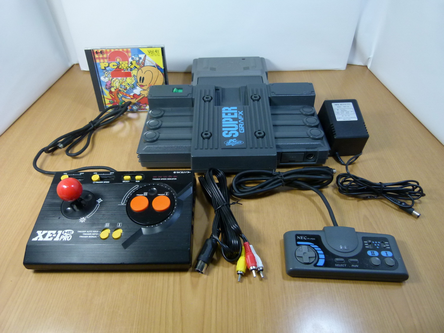 PCエンジンスーパーグラフィックスPITG4 ソフト2本付き PCエンジン