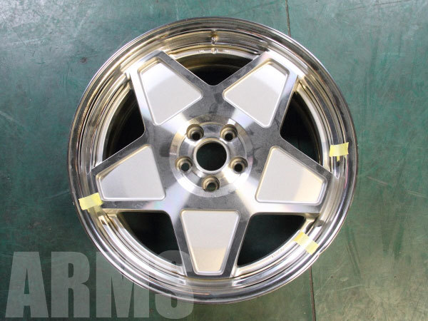 WORK SEEKER SX (ワーク シーカー） ホイールの曲がり修理｜三重県