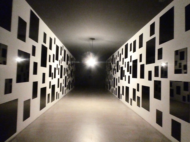 心臓音のアーカイブ／クリスチャン・ボルタンスキー ＠豊島 | kazumiの