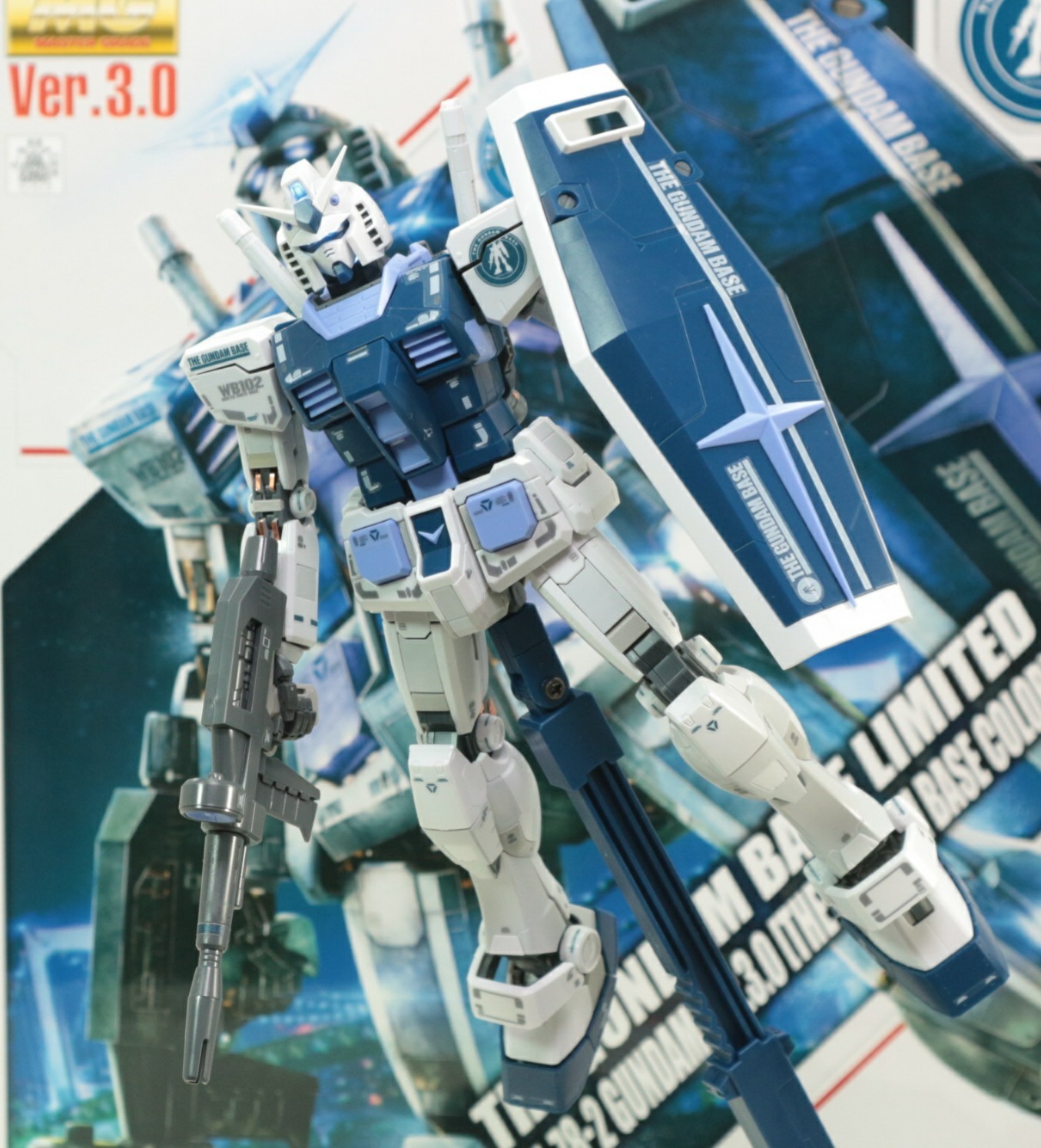MG 1/100 ガンダムベース限定 RX-78-2 ガンダムVer.3.0 [ガンダム