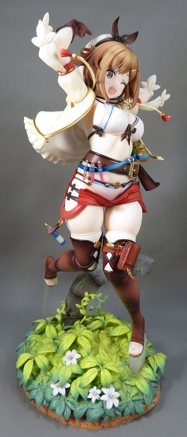 フィギュアレビュー あみあみ×AMAKUNI ライザのアトリエ ～常闇の女王