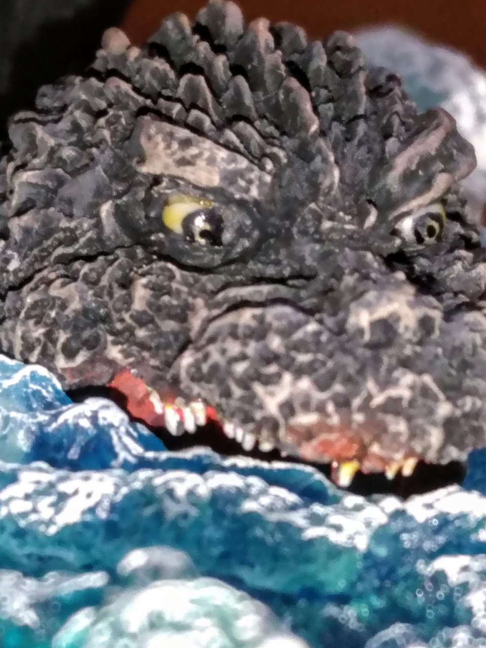 洋上のゴジラ2023 機雷咥えver. | 特撮大百科DREAMS