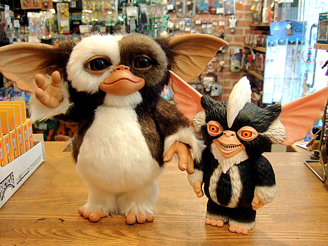 メディコムさんのギズモとモホークが遊びに来ました！ + BANDITの