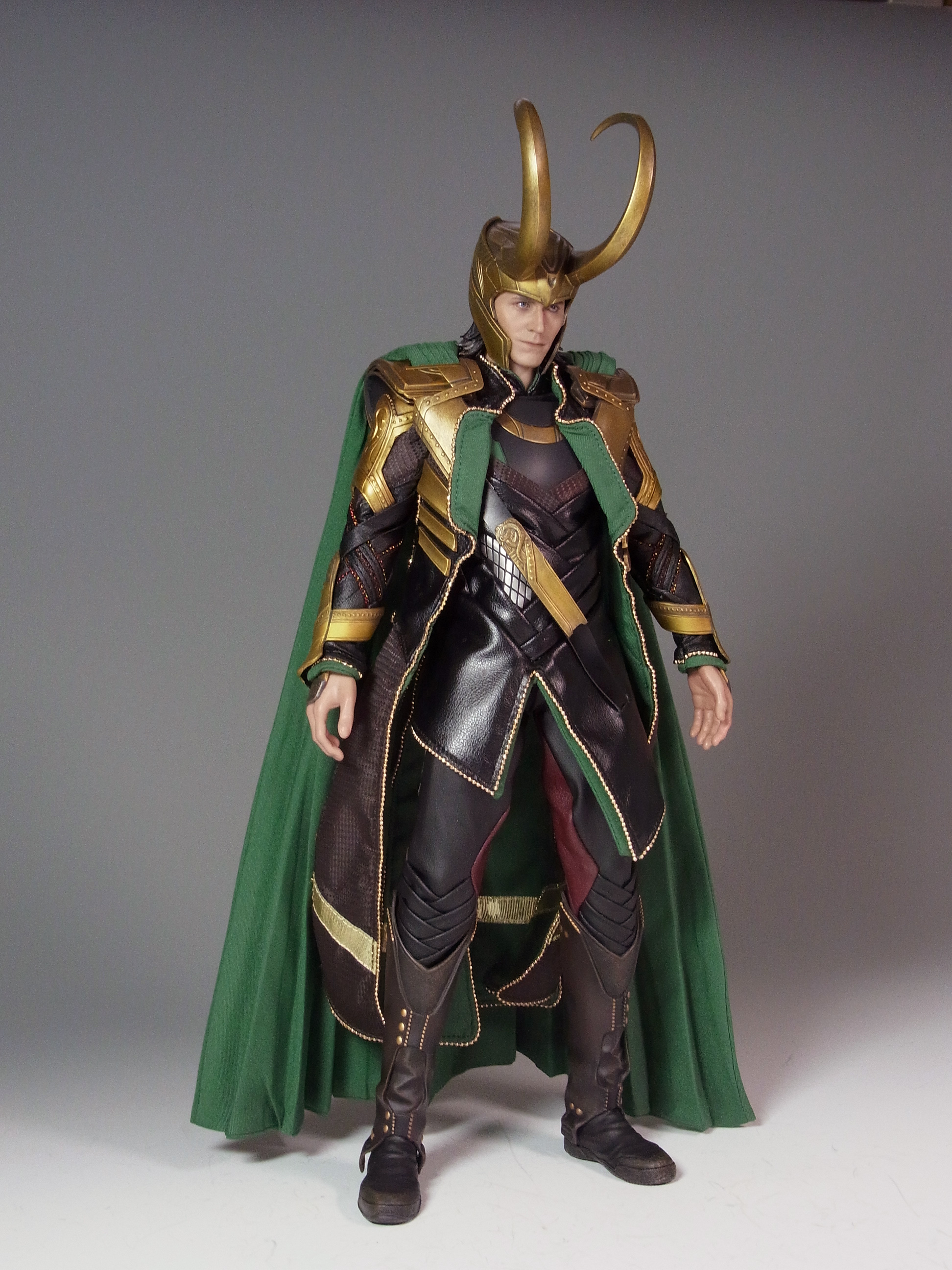 ホットトイズ アベンジャーズ ロキ レビュー | ヒーローフィギュアを