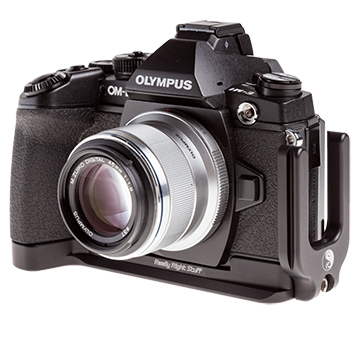 RRS (Really Right Stuff) BOEM1: Plate for OM-D E-M1 使用レビュー