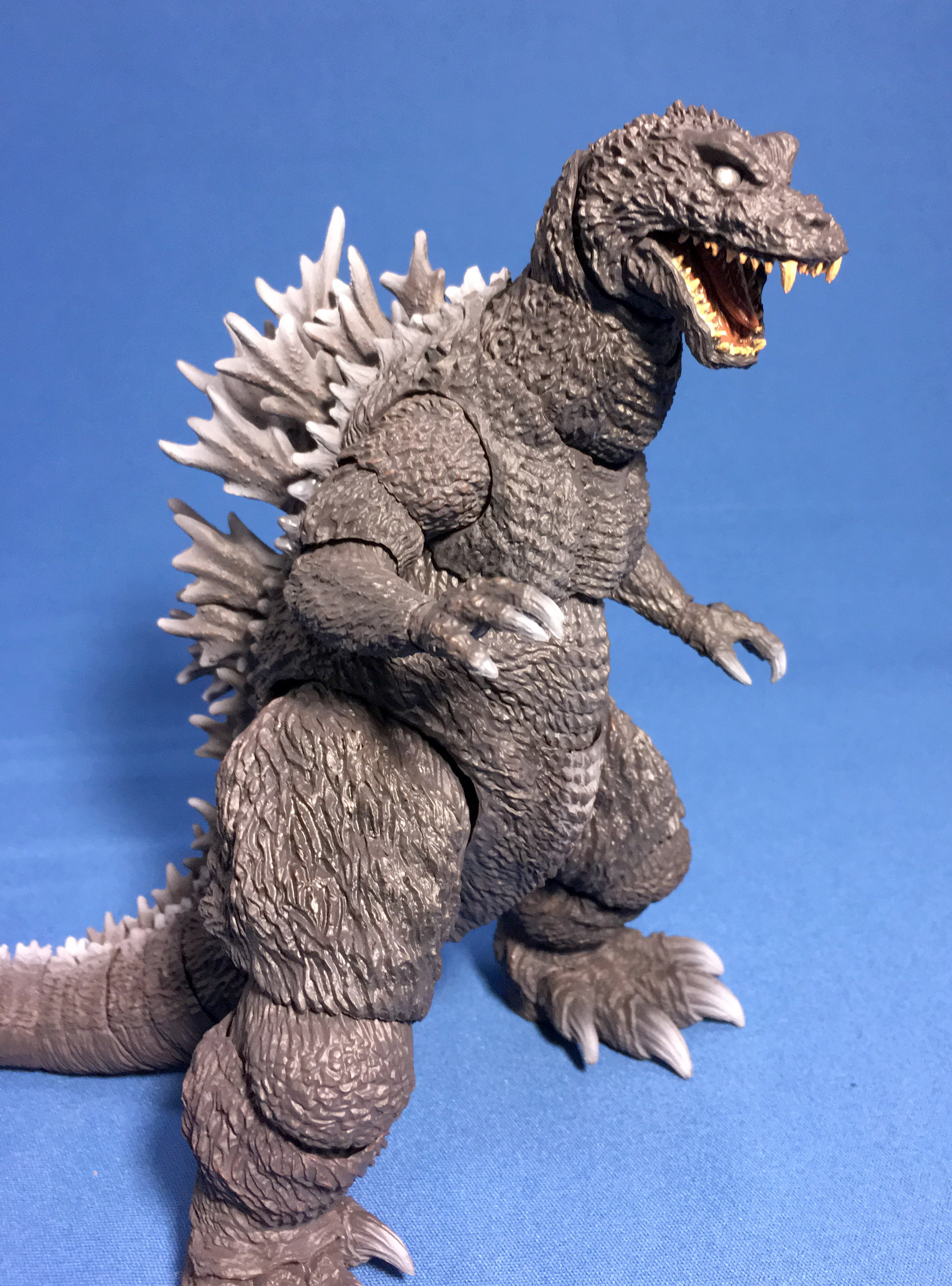 S.H.MonsterArts GMKゴジラ(2001)届きました | NegativeMindException