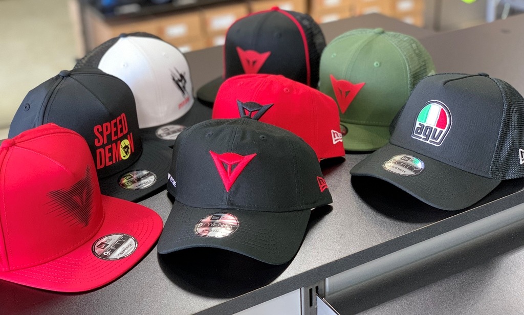 厳しい日差しに対抗！普段のオシャレアイテムの1つとして【DAINESE CAP】