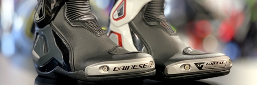 ハイエンドレーシングブーツ