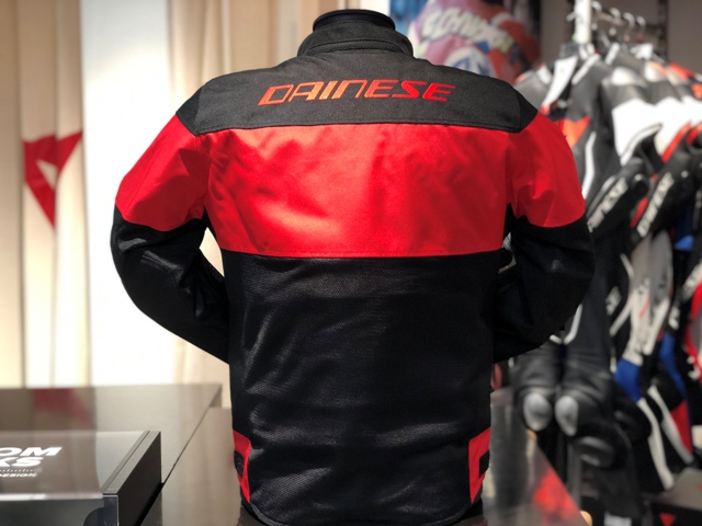 サマーシーズン+αで使用できる、新作”ELETTRICA AIR TEX JACKET”のご紹介