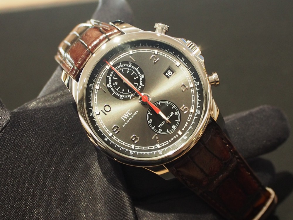 IWCポルトギーゼヨットクラブをサントーニの革ベルトへチェンジ