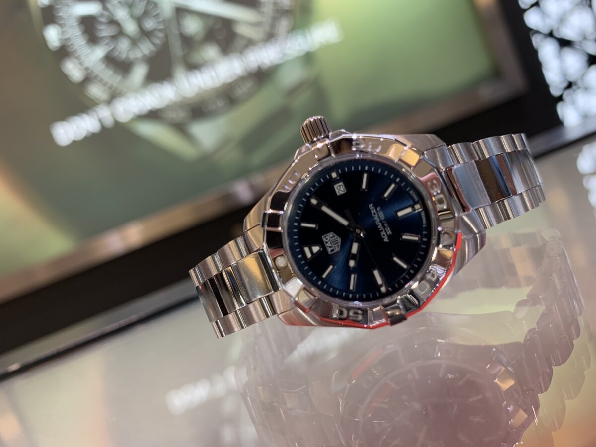 タグホイヤーアクティブな女性にオススメ！「アクアレーサーレディ