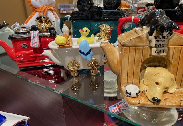 イギリスより《ティーポッタリー》入荷しました♪♪ – 四条繁栄会商店