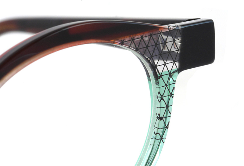 Anne et Valentin KOLOR 想像力あふれるメガネ | 3T TRIPLE BLOG*東京