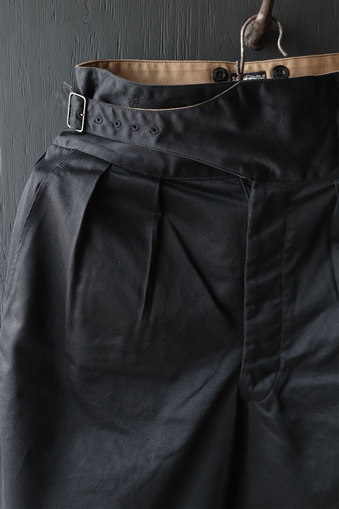 BLACK SIGN Main Lodge / Black Chino Wide Gurkha Pants / Midnight Black