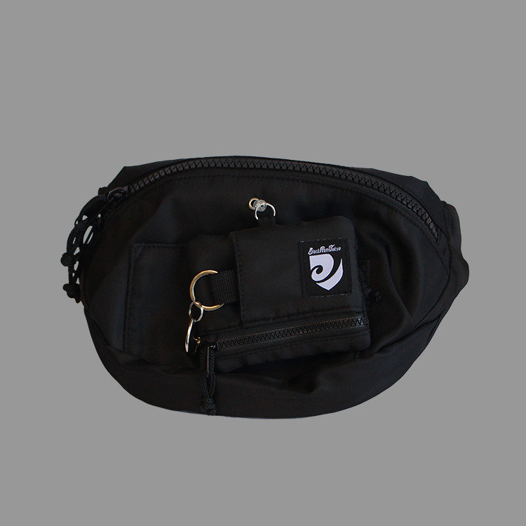 リール付きボディバッグ | ブラックラムズ東京オンラインショップ