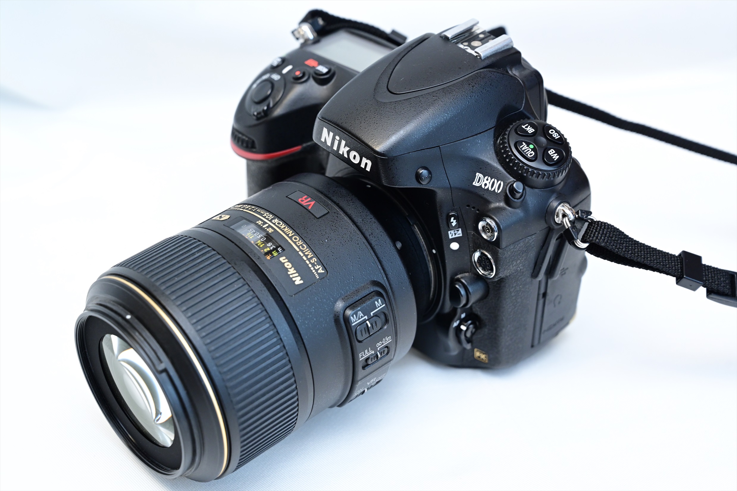 レビュー】AF-S VR Micro-Nikkor 105mm f/2.8G IF-ED ①稲荷坂 | 銀の