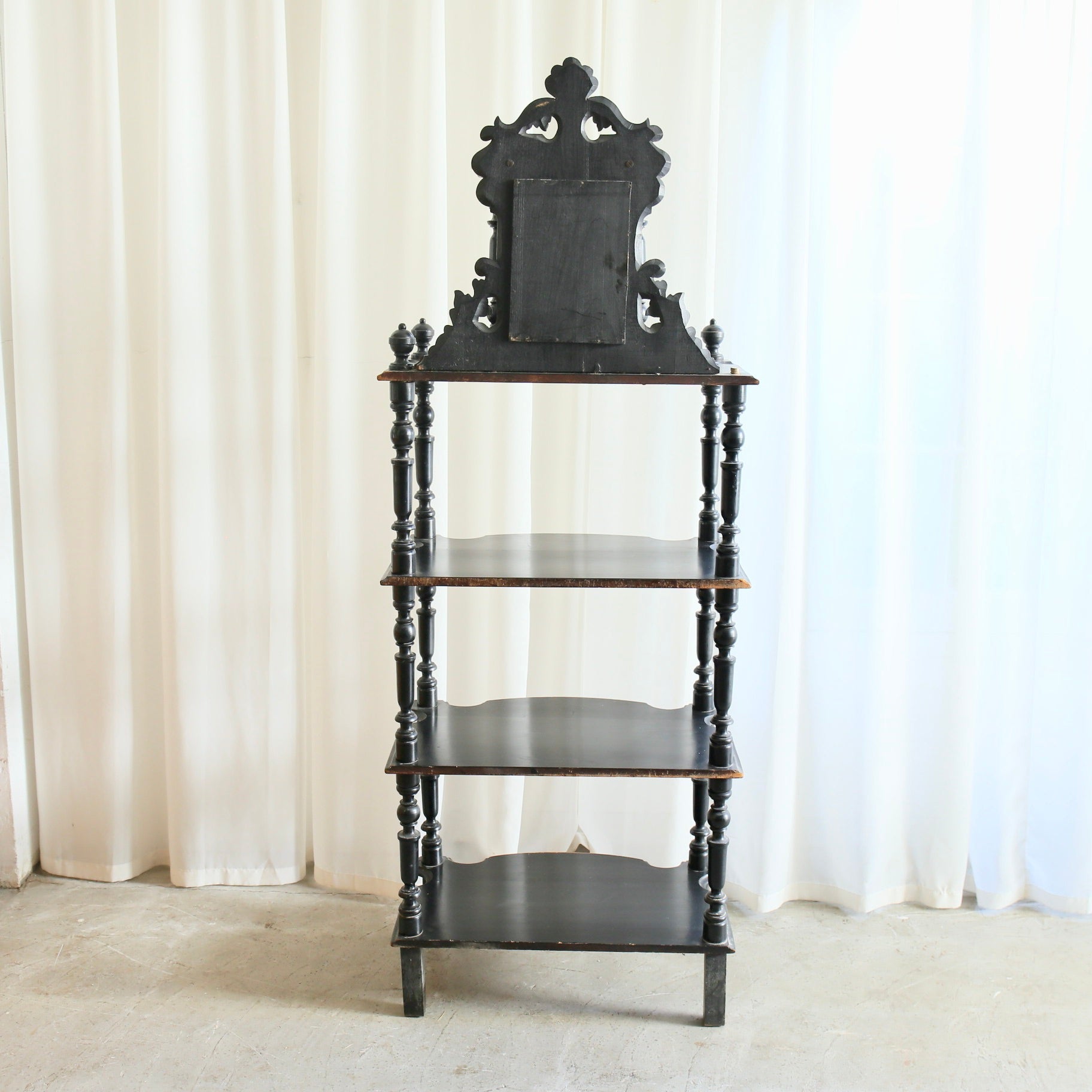 フランスアンティークシェルフ 202601236 – BROCANTE