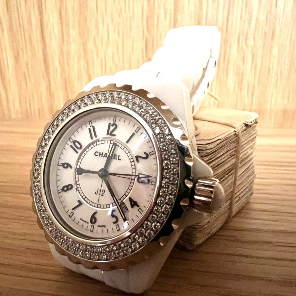 磁気帯びにより動かなくなってしまったCHANEL（シャネル）J12 | BROOCH