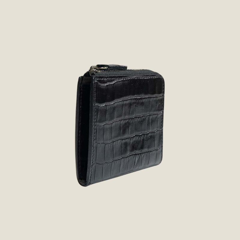 クロコパターンレザー] ハーフLジップウォレットcolor：ブラック