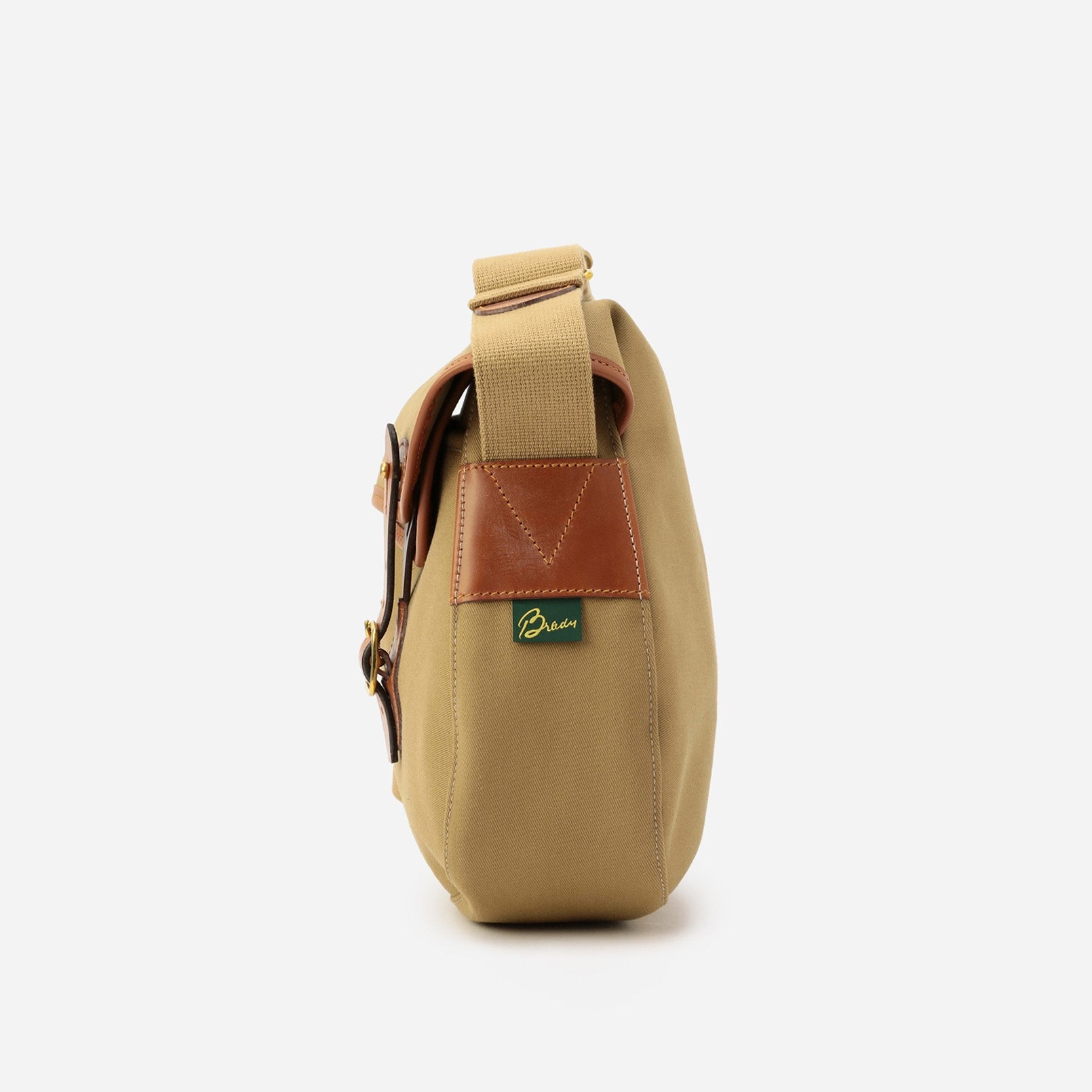 ARIEL TROUT LARGE｜BradyBags 公式オンラインストア