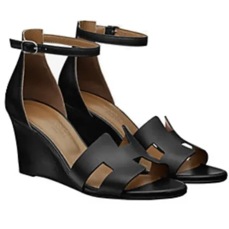 エルメス レジェンド サンダル｜ブランド買取なら「ブランドファン」