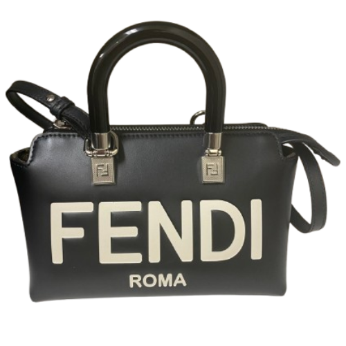 フェンディ ズッカ柄 ショルダーバッグ ｜ブランド買取なら「ブランド