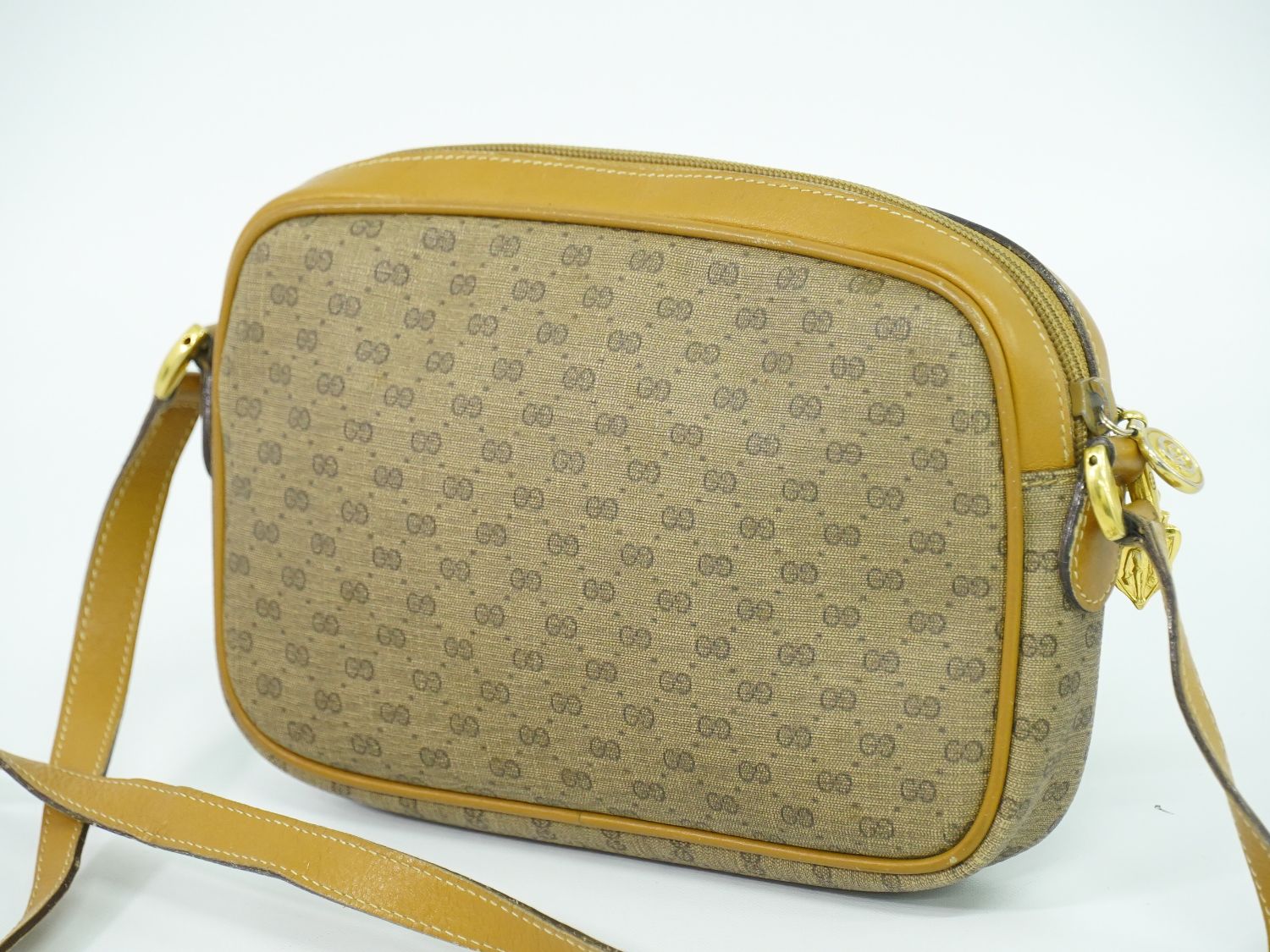 GUCCI オールドグッチ マイクロGG ショルダーバッグ ブラウン – BRAND