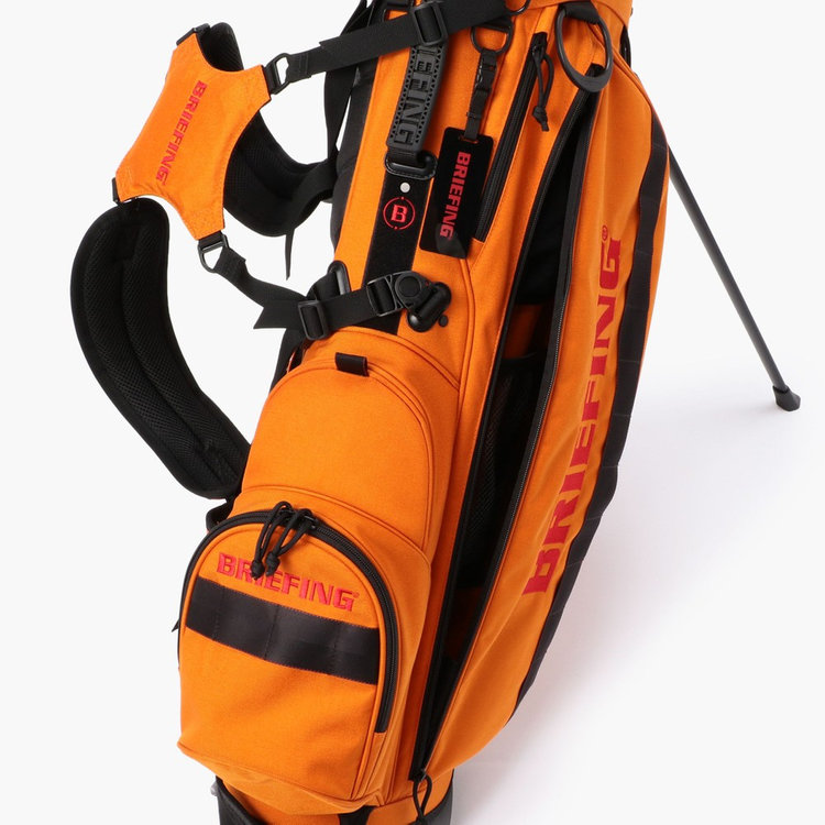 BRIEFINGで一番人気のキャディバッグにエクスクルーシブルアイテムが