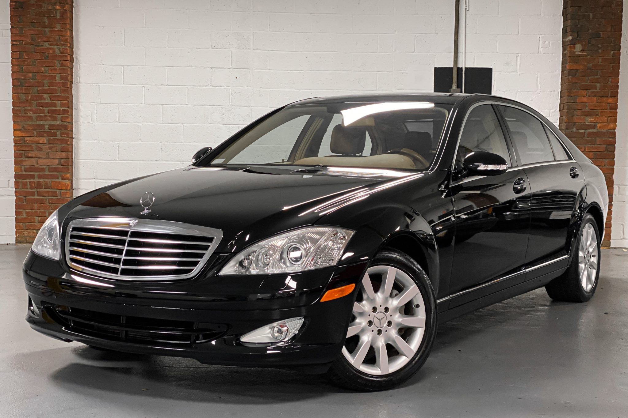 38k-Mile 2007 Mercedes-Benz S550 4MATIC for sale on BaT Auctions