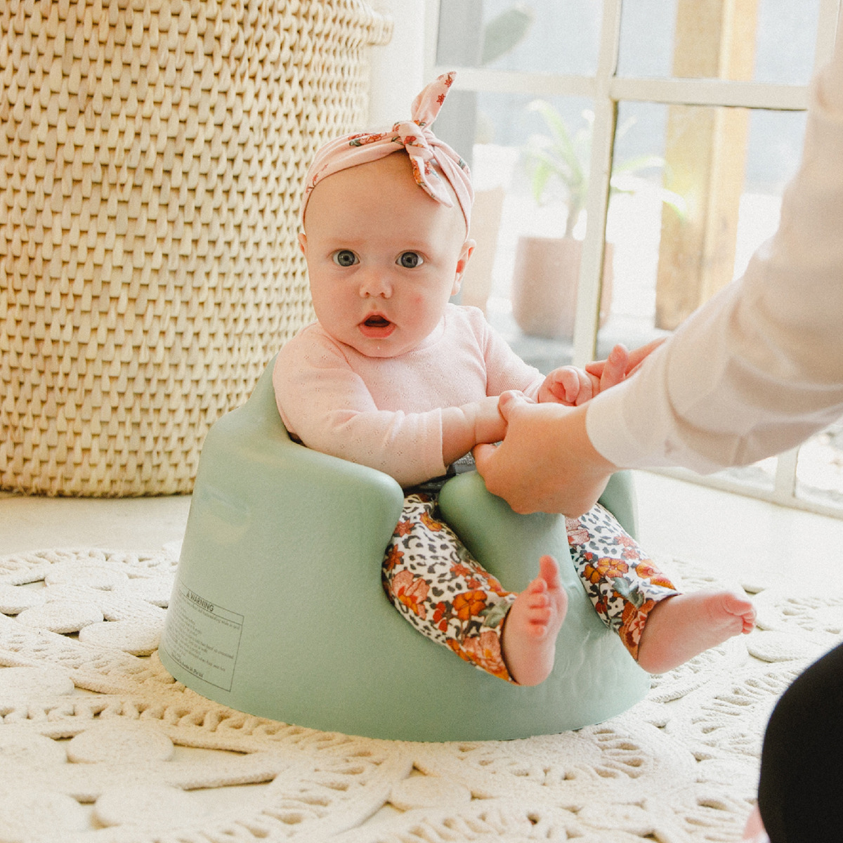 ベビーソファ | Bumbo（バンボ）公式スペシャルサイト │ 赤ちゃんの