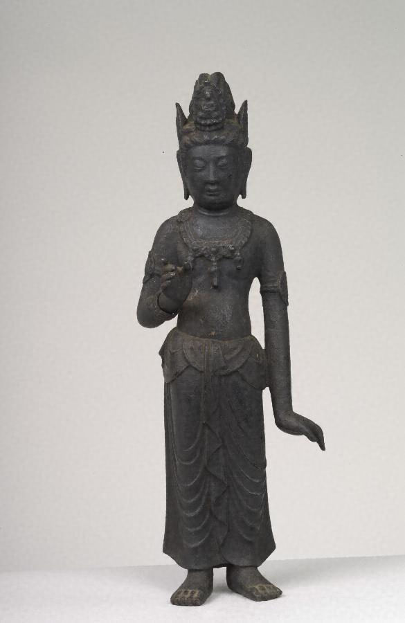 銅造観音菩薩立像 文化遺産オンライン