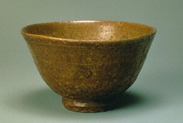 初代 久世久宝(1874-1947) 古伊羅保 茶碗 [銘：花巻] 初代 久世久宝