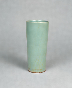 青磁筍瓶 文化遺産オンライン