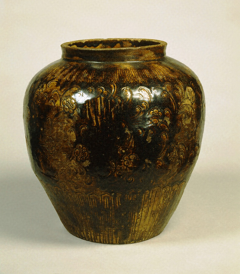 瀬戸鉄釉印花広口壺 文化遺産オンライン