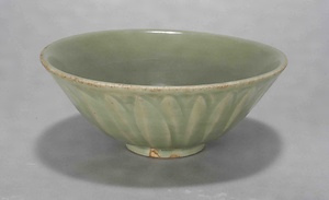 青磁酒海壷 文化遺産オンライン