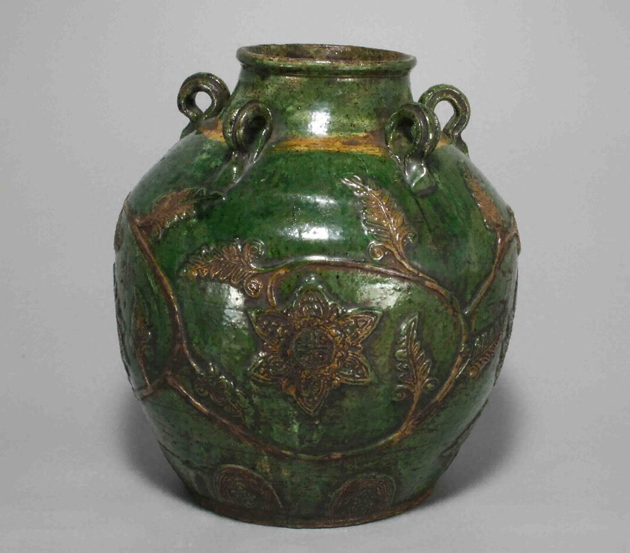 三彩貼花唐草文五耳壺 文化遺産オンライン