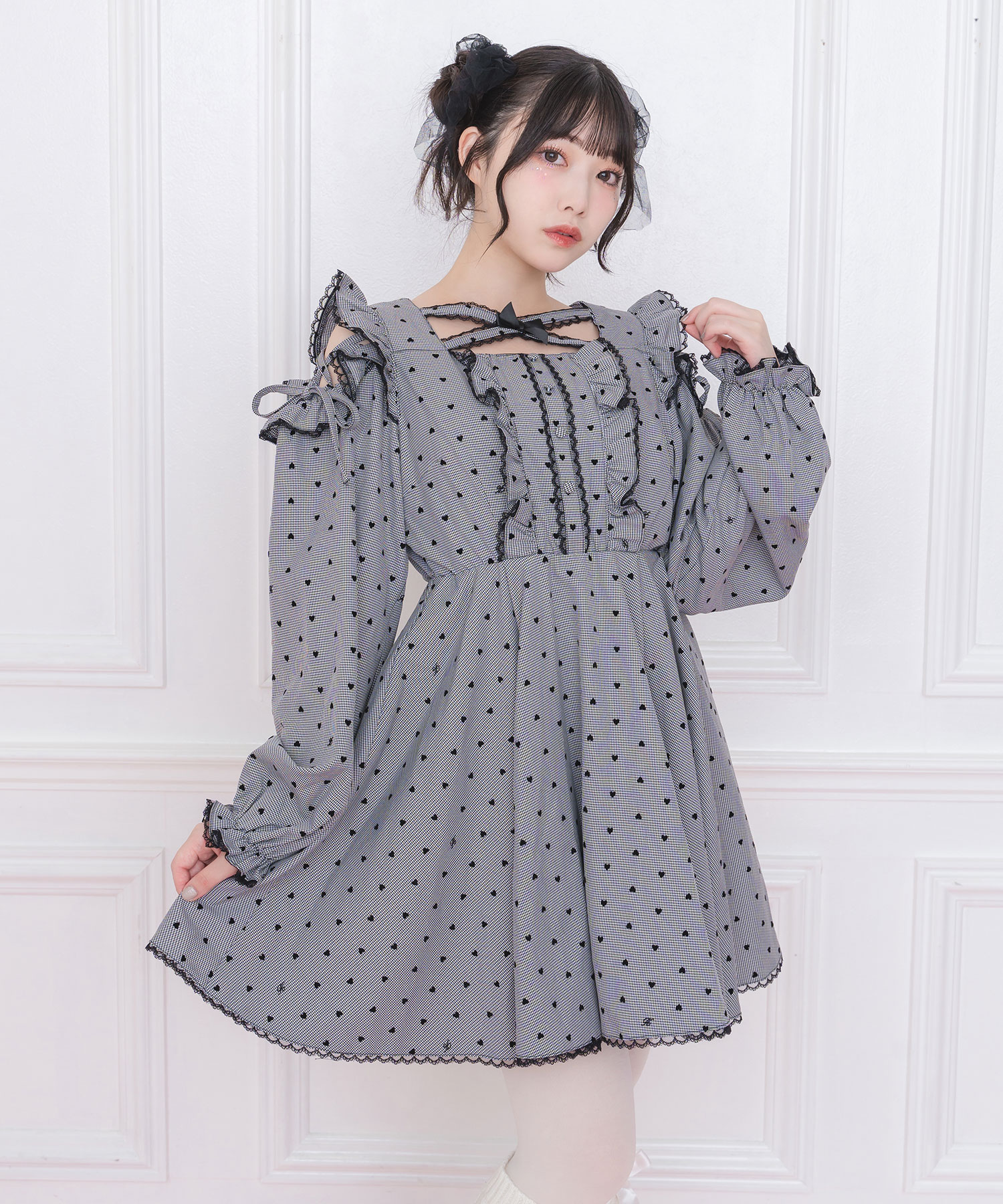 オリジナルフロッキー袖リボンワンピース – BUNNY APARTMENT