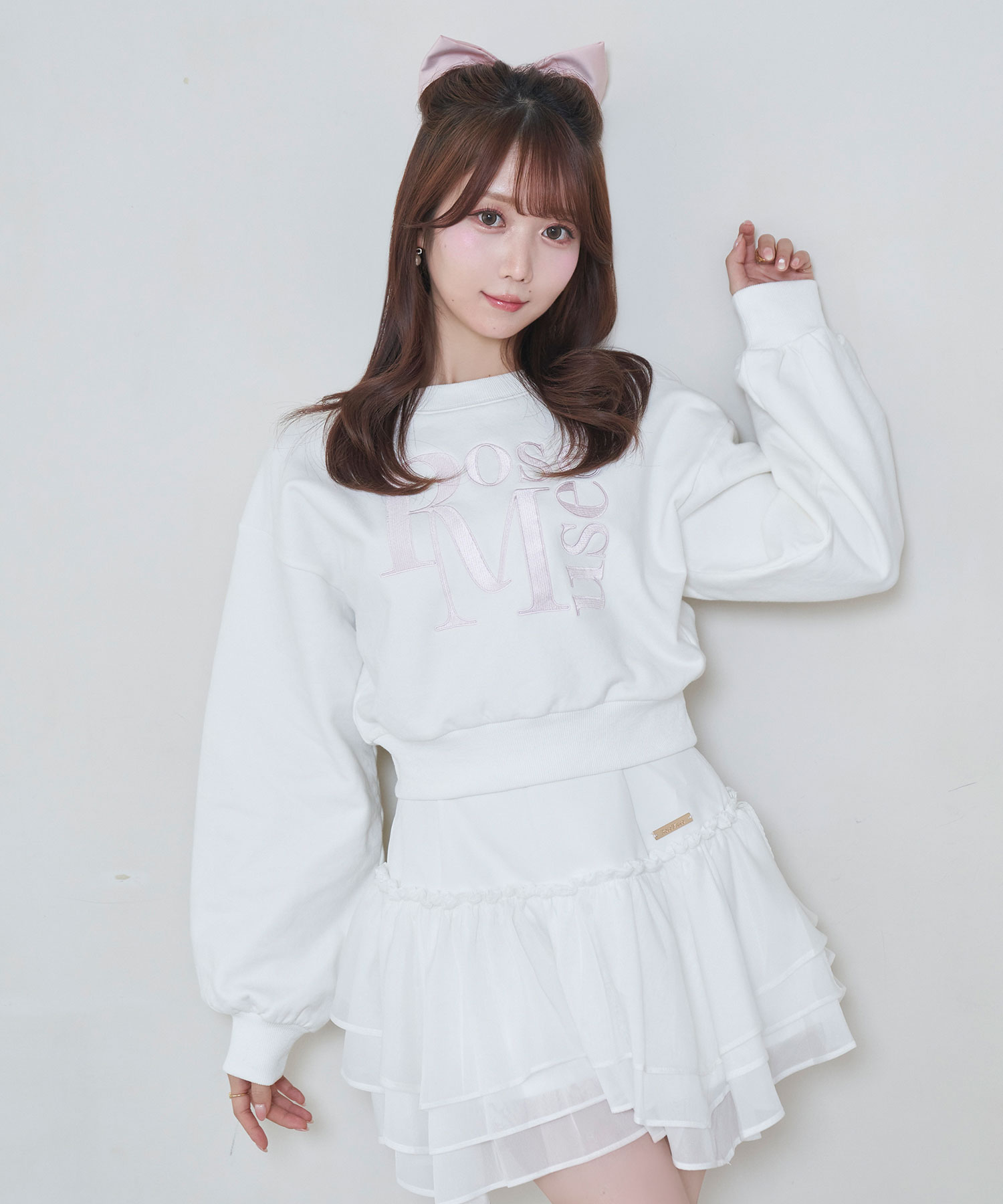 logo embroidery sweat – BUNNY APARTMENT