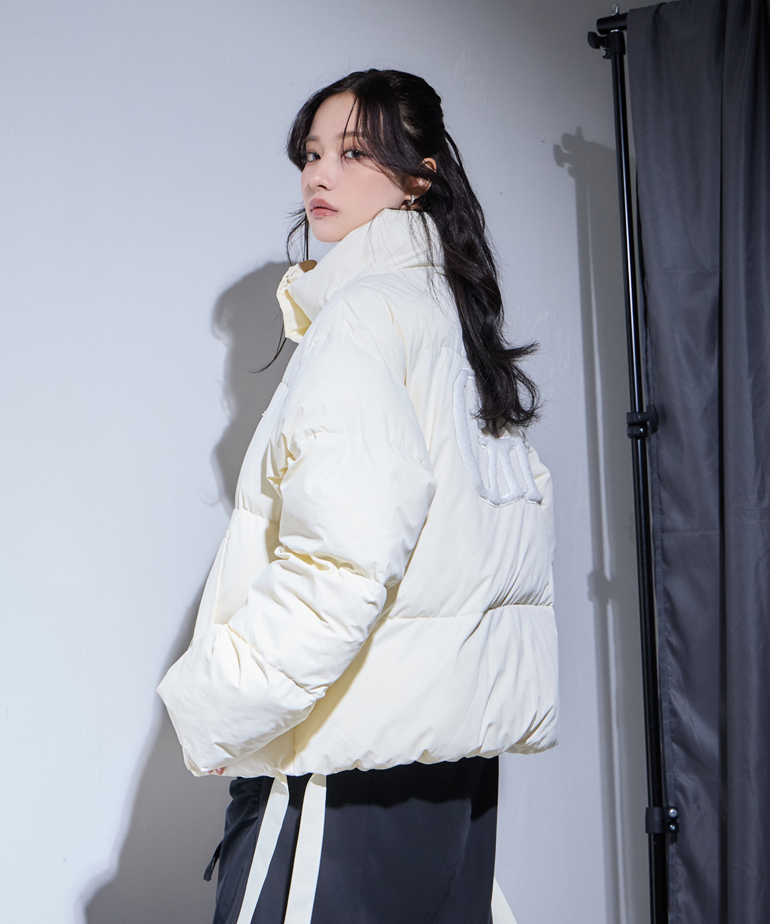 UNISEX バックロゴエコダウン – BUNNY APARTMENT