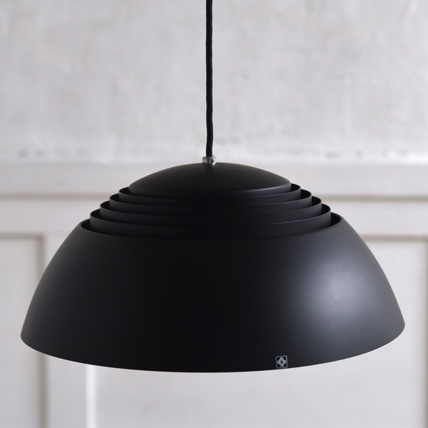 イズヤオンライン | ルイスポールセン LouisPoulsen / Denmark