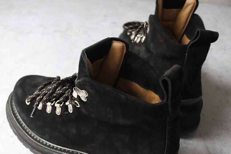 アルピニストの魂を持つ、都会的なブーツ ALPI - アルピ - – BUTTERO