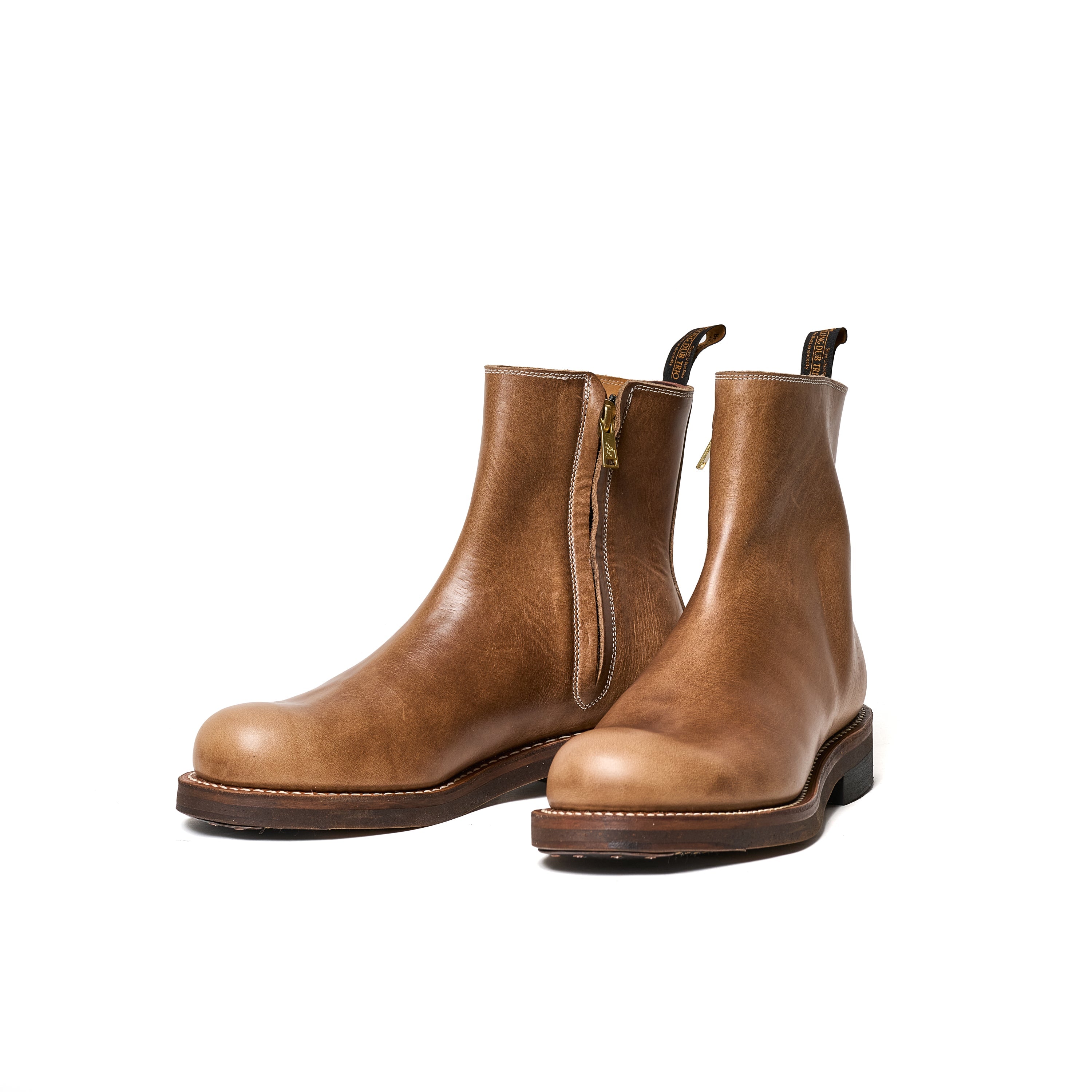 0227-013.jpg?v=1709854572&