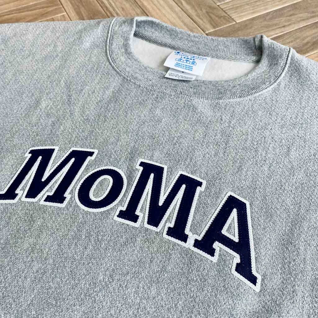 MoMA別注チャンピオンのスウェット・パーカーのサイズ感レビュー