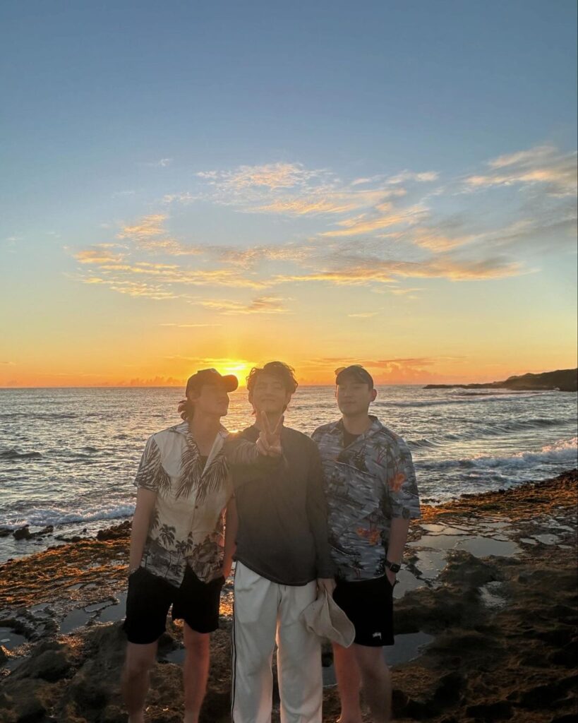 BTS ジョングクとテテがハワイ旅行に！？休暇を満喫する2人の