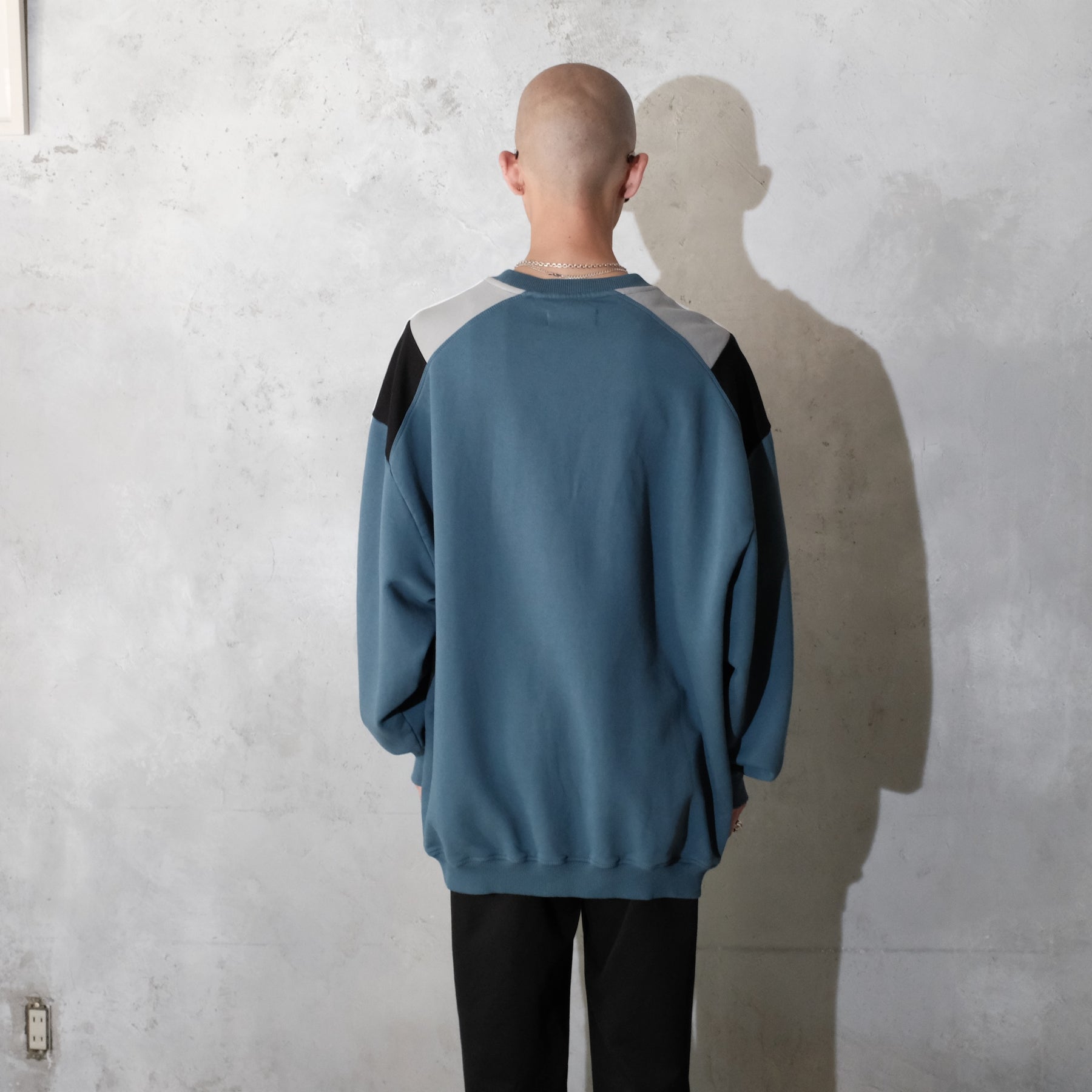 Martine Rose / PANELLED SWEATSHIRT BLUE AGEAN ROSE OUTLINE