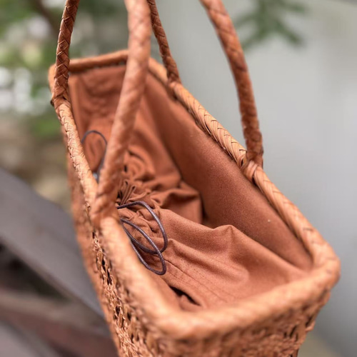 山葡萄かごバッグ 手作り 山葡萄籠バッグ 内布あり 三つ編み A4サイズ