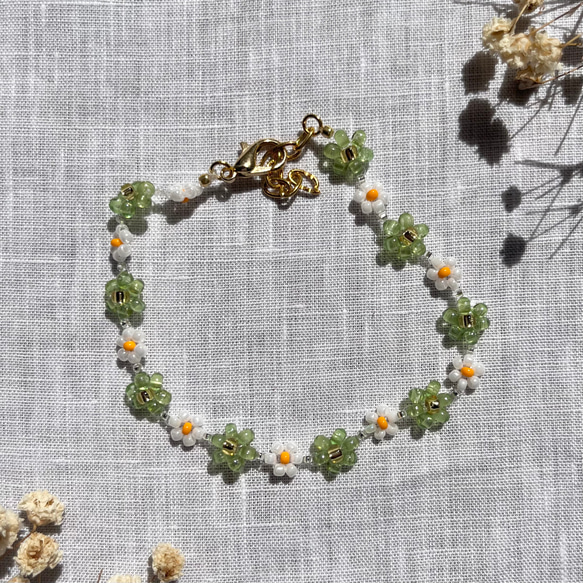 黄緑のお花のビーズブレスレット new ver. ブレスレット Baby
